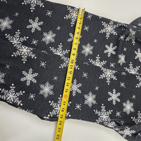 NWT Fabletics Cozy Fleece Faire Isle Nordic Hooded One Piece Medium Men & Women - Picture 10 of 11